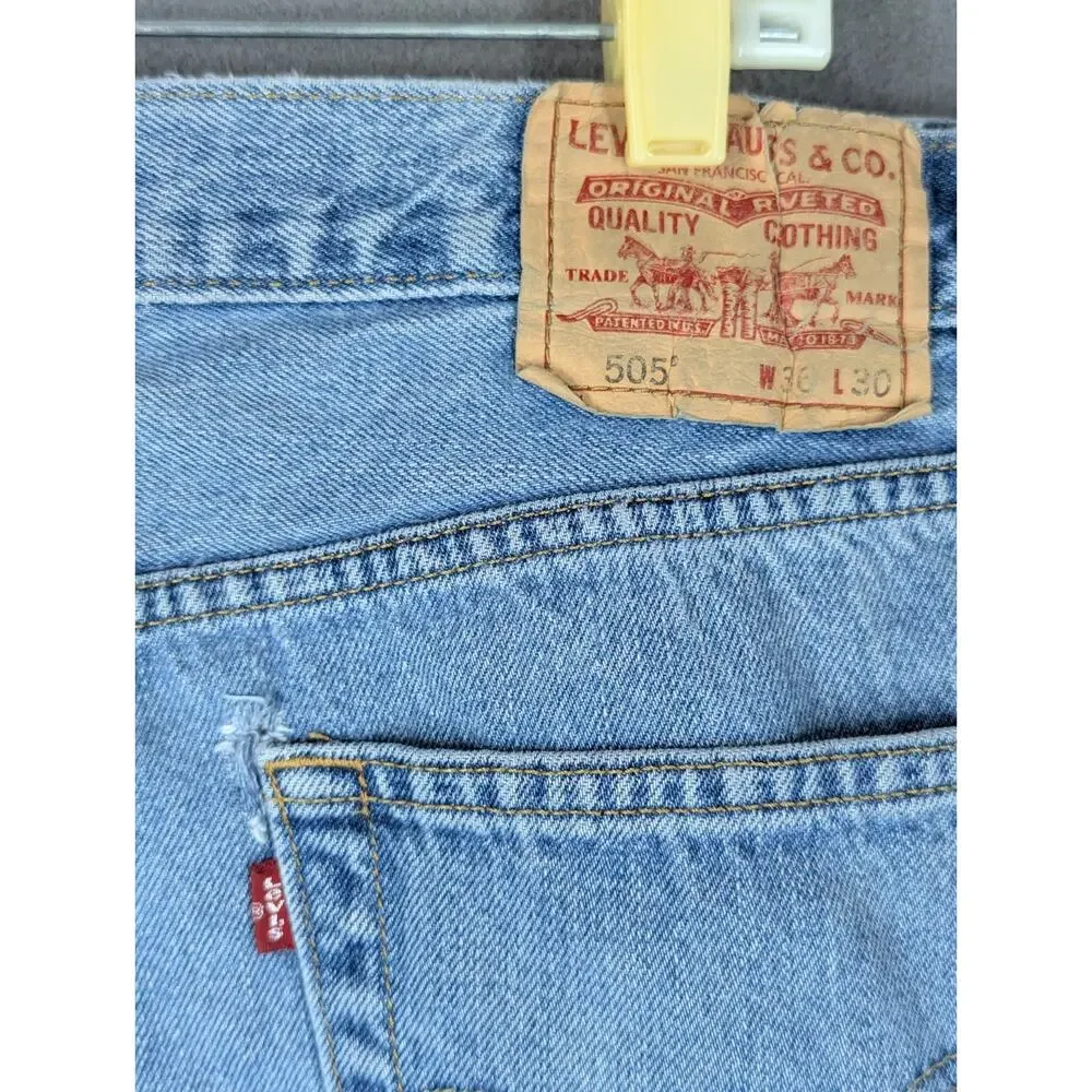 2009 Levi's 505 Jeans Mens 36x30 Regular Fit Straight Leg